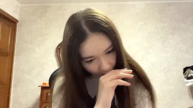 Pikmigirl18 online show from 22, 9, 2025