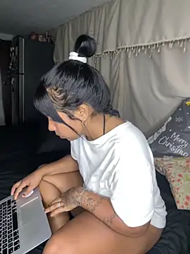 NoirandLia online show from 15, 9, 2025