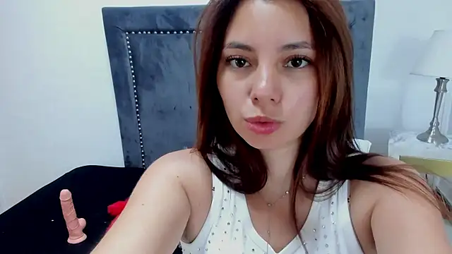 Snapshot of LinaFoxx1 chatting on 25, 9, 2025 LinaFoxx1 online show from 25, 9, 2025