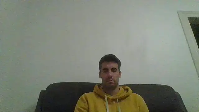 Snapshot of JulioIsHere4you chatting on 5, 10, 2025 JulioIsHere4you online show from 5, 10, 2025