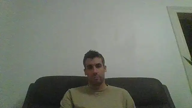 Snapshot of JulioIsHere4you chatting on 5, 11, 2025 JulioIsHere4you online show from 5, 11, 2025