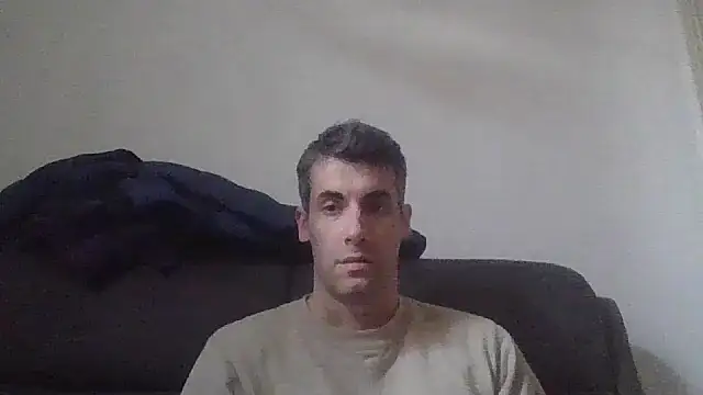 JulioIsHere4you online show from 6, 3, 2026