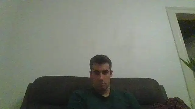 Snapshot of JulioIsHere4you chatting on 11, 11, 2025 JulioIsHere4you online show from 11, 11, 2025