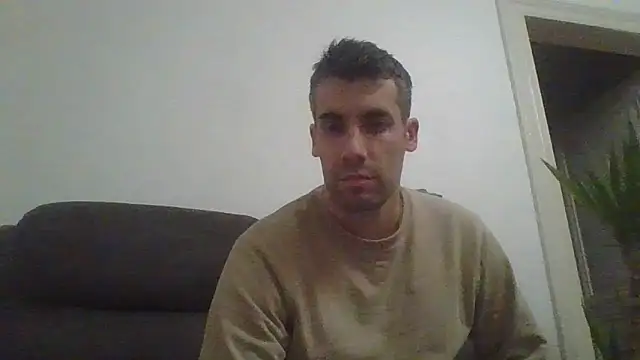 JulioIsHere4you online show from 18, 12, 2025