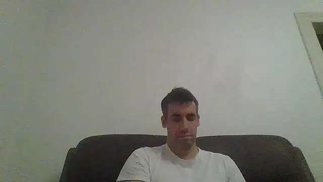 Snapshot of JulioIsHere4you chatting on 8, 11, 2025 JulioIsHere4you online show from 8, 11, 2025