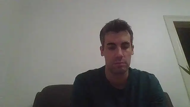 Snapshot of JulioIsHere4you chatting on 17, 11, 2025 JulioIsHere4you online show from 17, 11, 2025