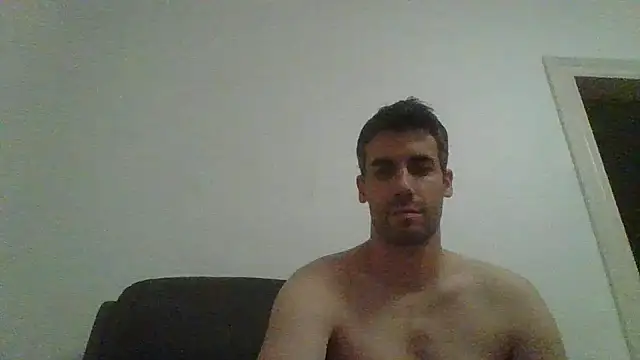 Snapshot of JulioIsHere4you chatting on 19, 9, 2025 JulioIsHere4you online show from 19, 9, 2025