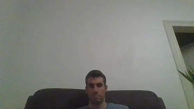 Snapshot of JulioIsHere4you chatting on 14, 11, 2025 JulioIsHere4you online show from 14, 11, 2025