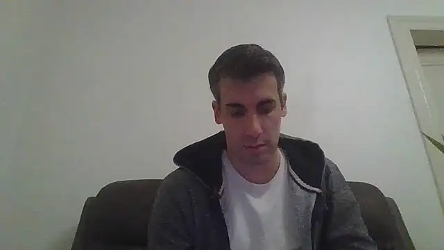Snapshot of JulioIsHere4you chatting on 20, 11, 2025 JulioIsHere4you online show from 20, 11, 2025