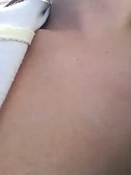 Bella Sumers online show from 27, 4, 2026