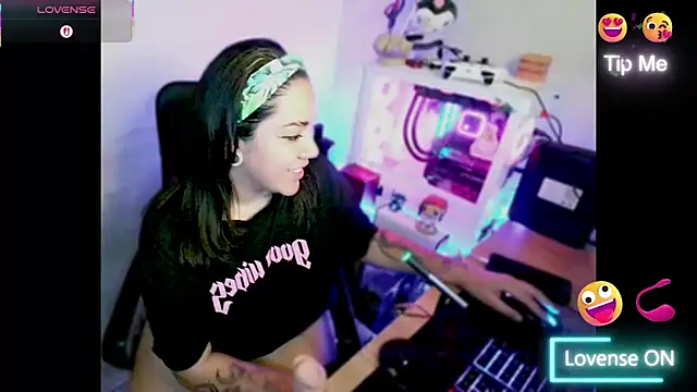 PinkDenial online show from 5, 11, 2025