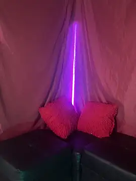 Snapshot of Dark_chanel chatting on 24, 10, 2025 Dark chanel online show from 24, 10, 2025