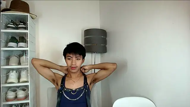 Snapshot of KentAivan chatting on 24, 9, 2025 KentAivan online show from 24, 9, 2025