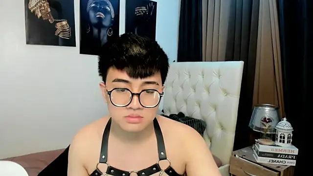 Snapshot of KentAivan chatting on 15, 10, 2025 KentAivan online show from 15, 10, 2025