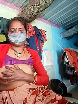 Snapshot of CUTE-004 chatting on 12, 2, 2026 CUTE-004 online show from 12, 2, 2026