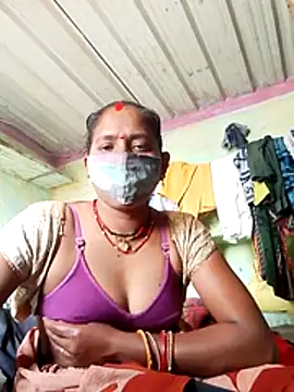 Snapshot of CUTE-004 chatting on 13, 2, 2026 CUTE-004 online show from 13, 2, 2026