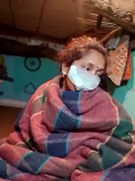 Snapshot of CUTE-004 chatting on 11, 1, 2026 CUTE-004 online show from 11, 1, 2026