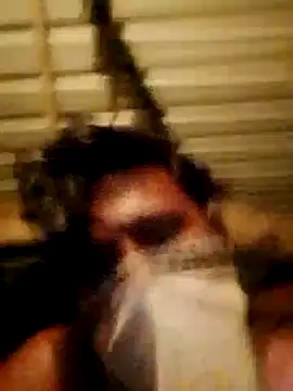 Snapshot of CUTE-004 chatting on 2, 10, 2025 CUTE-004 online show from 2, 10, 2025