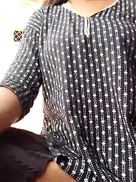 Janvi Jaitly online show from 26, 9, 2025