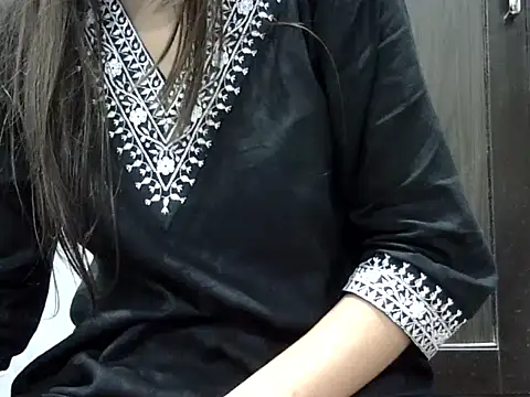 SEXYGUDIYA online show from 7, 10, 2025