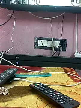 Snapshot of nishatelugu1 chatting on 13, 10, 2025 nishatelugu1 online show from 13, 10, 2025