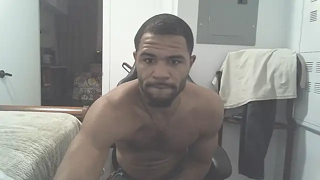 Snapshot of kingtaydo chatting on 11, 11, 2025 kingtaydo online show from 11, 11, 2025