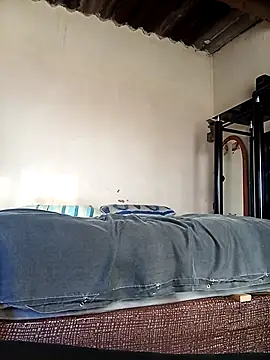 average price online show from 8, 10, 2025