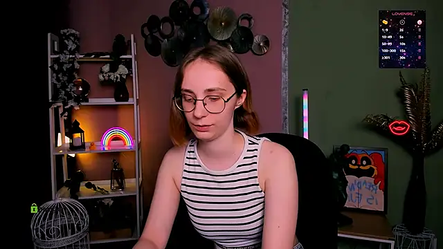 Snapshot of melani_bumm chatting on 6, 11, 2025 melani bumm online show from 6, 11, 2025