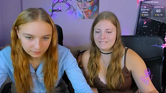 Snapshot of melani_bumm chatting on 4, 10, 2025 melani bumm online show from 4, 10, 2025