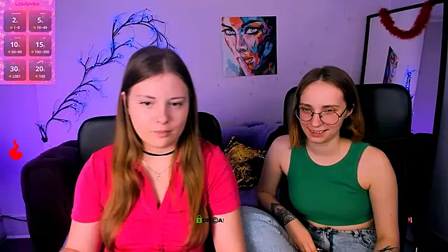 Snapshot of melani_bumm chatting on 26, 11, 2025 melani bumm online show from 26, 11, 2025