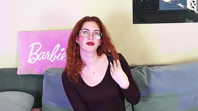 CaitlinMoon online show from 9, 10, 2025
