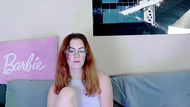 CaitlinMoon online show from 29, 10, 2025