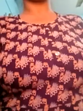 Snapshot of your_favourite_bhabhi chatting on 29, 10, 2025 your favourite bhabhi online show from 29, 10, 2025