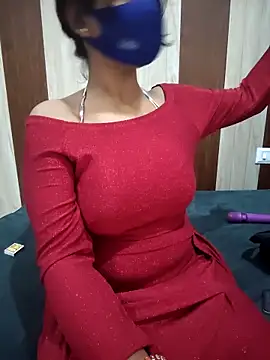 Snapshot of your_favourite_bhabhi chatting on 18, 11, 2025 your favourite bhabhi online show from 18, 11, 2025