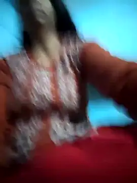 Snapshot of your_favourite_bhabhi chatting on 4, 11, 2025 your favourite bhabhi online show from 4, 11, 2025