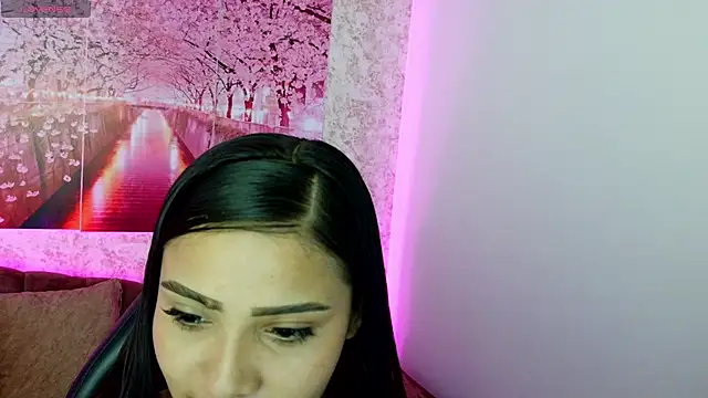 Ariannaa m online show from 7, 11, 2025