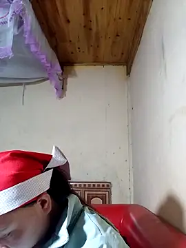 -Kitty-92 online show from 18, 11, 2025