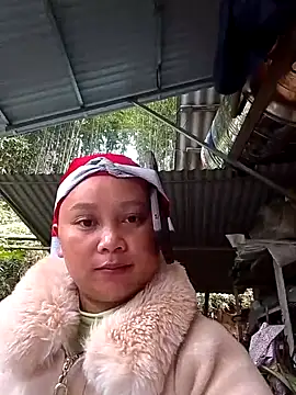 -Kitty-92 online show from 24, 11, 2025