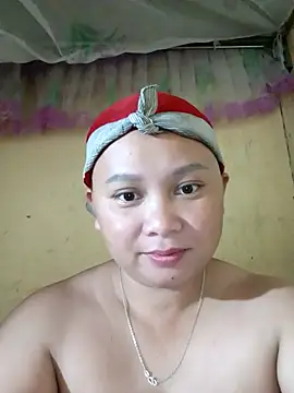 -Kitty-92 online show from 17, 11, 2025