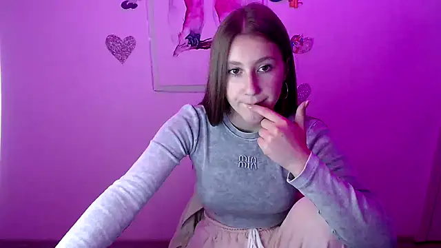 Milka kamila online show from 28, 9, 2025