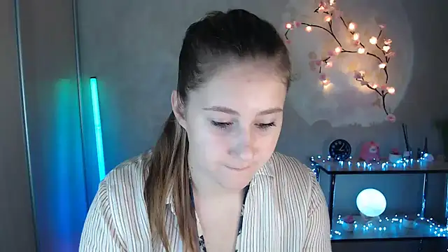 Snapshot of Milka_kamila chatting on 21, 7, 2026 Milka kamila online show from 21, 7, 2026