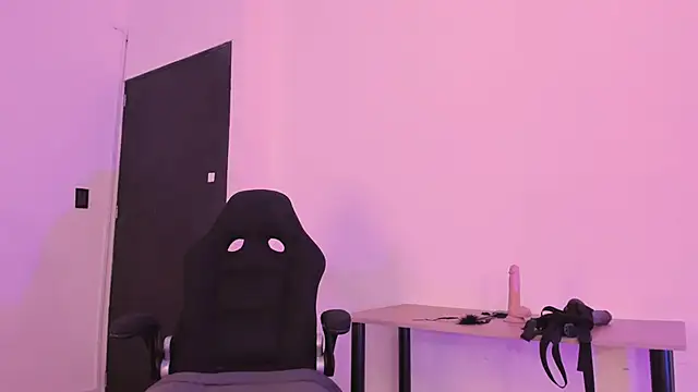 AnnaraLein online show from 22, 10, 2025