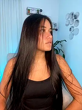 Snapshot of AlisxxnFx chatting on 6, 11, 2025 AlisxxnFx online show from 6, 11, 2025