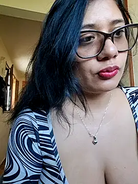 Monse--145 online show from 23, 9, 2025