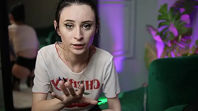 SaraiAngel online show from 13, 12, 2025