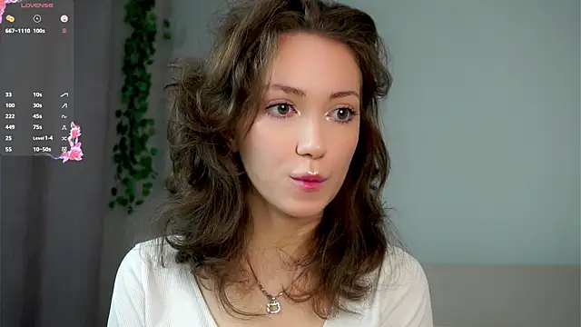 ZeniaBolich online show from 13, 11, 2025