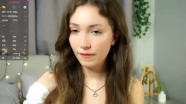 ZeniaBolich online show from 16, 10, 2025