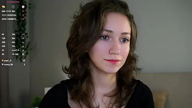 ZeniaBolich online show from 2, 12, 2025