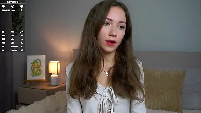 ZeniaBolich online show from 18, 10, 2025