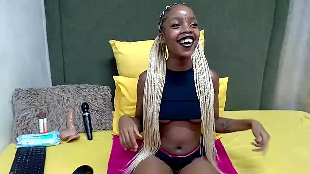 Littlebunny33 online show from 23, 10, 2025